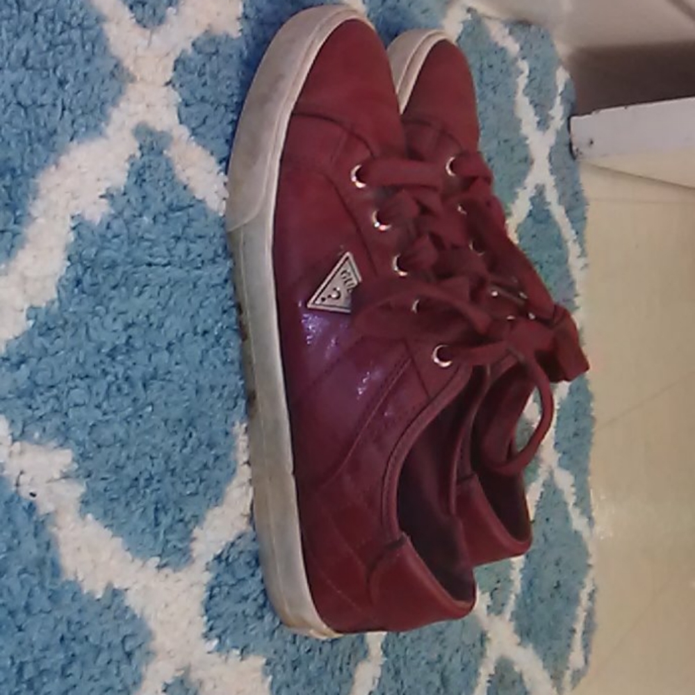 Shoes - Picture 2 of 3
